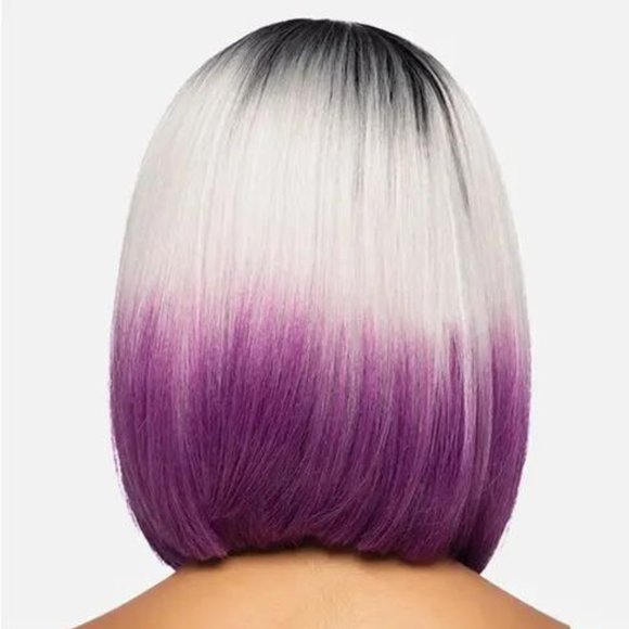 VIVICA A FOX SABIN in 2T4/24 - Picture 3 of 4